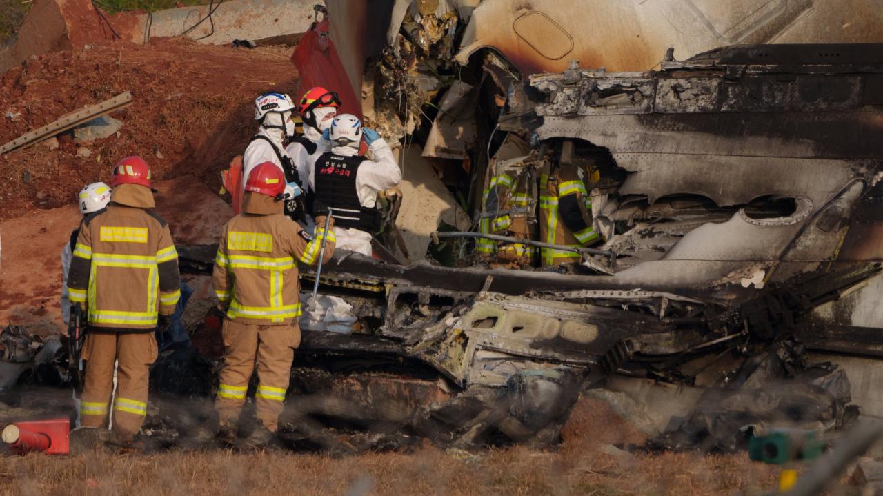 Plane crash south korea today